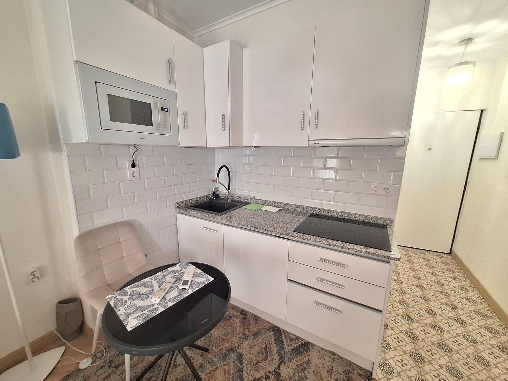 Apartamento en Torrevieja, Alicante, España 30 m2 No. 196674