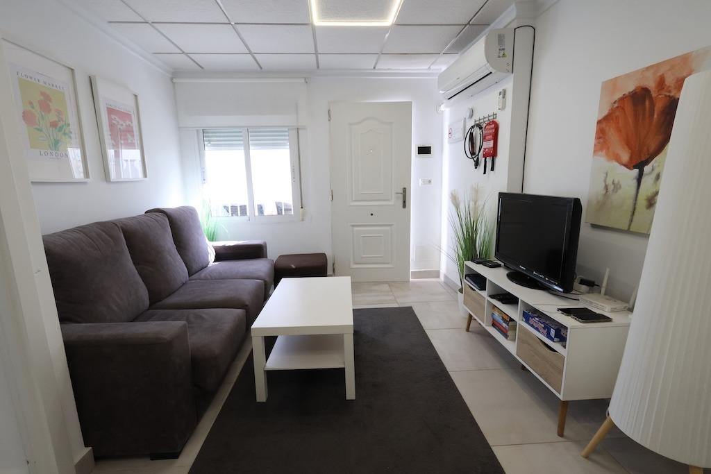 Bungalo Torrevieja, Alicante, Spānijā 3 istabas, 60 m2 Nr. 196677