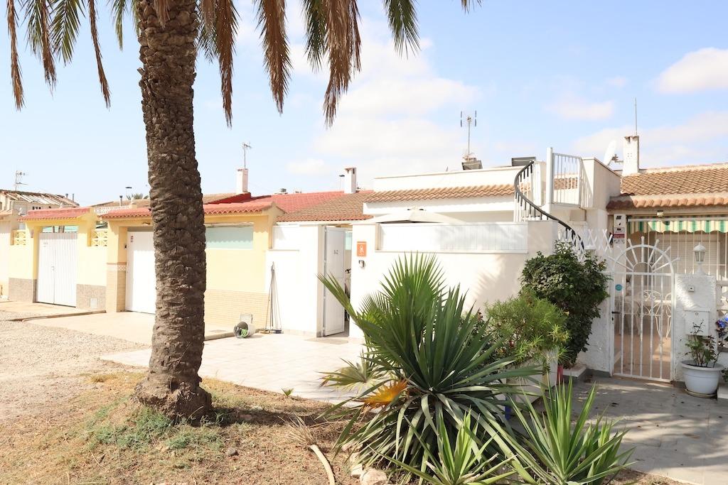 Bungalo Torrevieja, Alicante, Spānijā 3 istabas, 60 m2 Nr. 196677