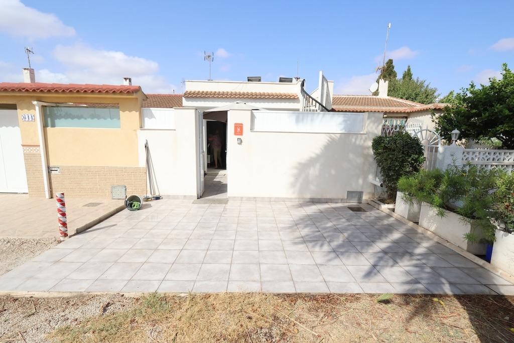 Bungalo Torrevieja, Alicante, Spānijā 3 istabas, 60 m2 Nr. 196677