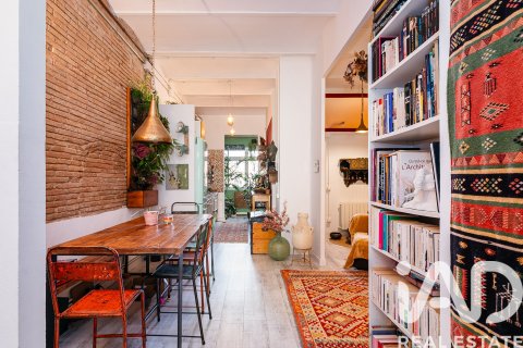 Dzīvoklis Barcelona, Spānijā 1 istaba, 69 m2 Nr. 152706