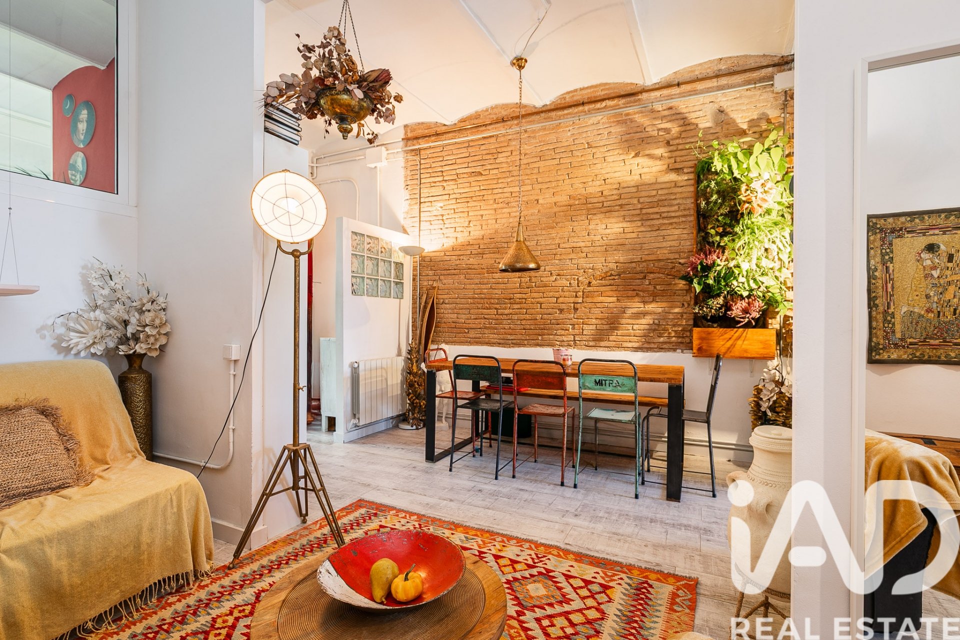 Apartamento en Barcelona, España 1 dormitorio, 69 m2 No. 152706