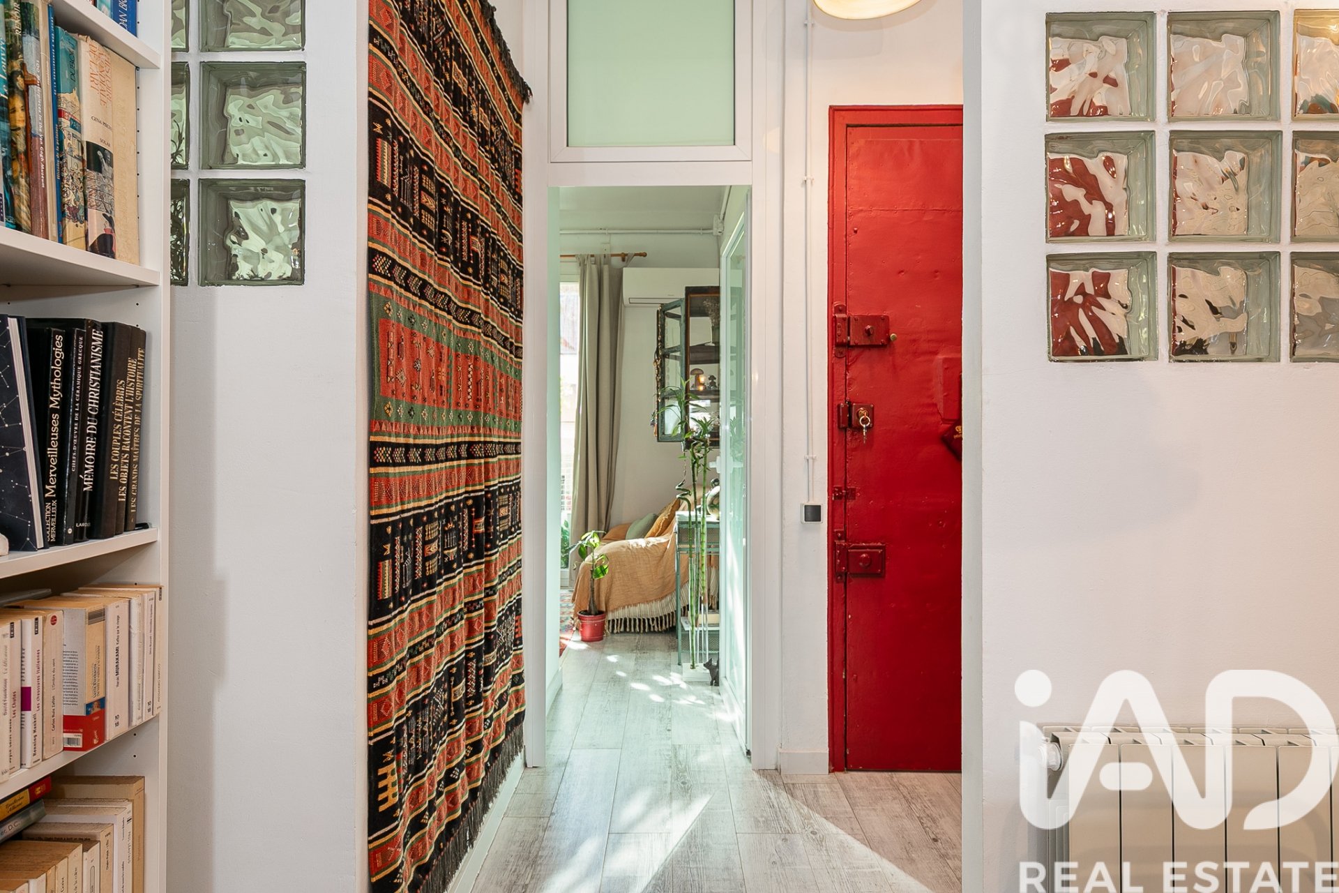 Apartamento en Barcelona, España 1 dormitorio, 69 m2 No. 152706