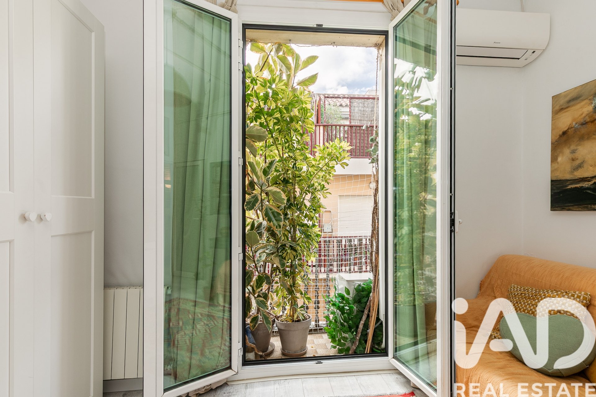 Apartamento en Barcelona, España 1 dormitorio, 69 m2 No. 152706