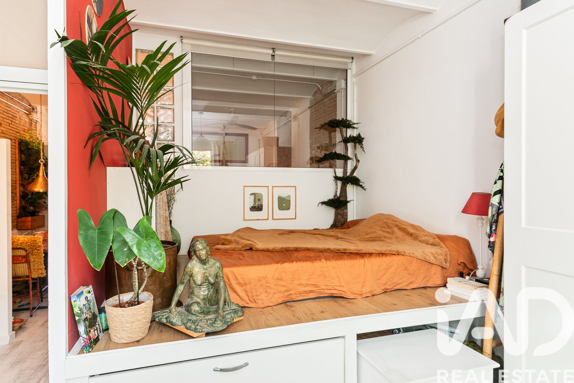 Apartamento en Barcelona, España 1 dormitorio, 69 m2 No. 152706