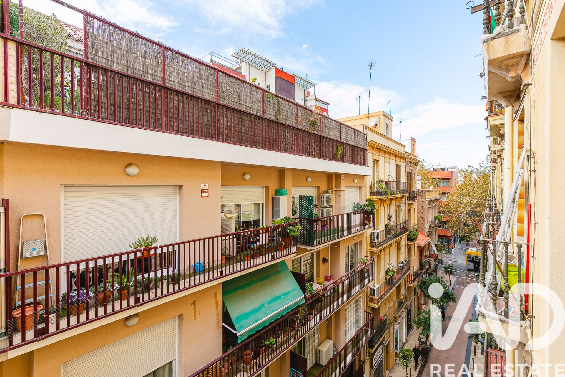 Apartamento en Barcelona, España 1 dormitorio, 69 m2 No. 152706