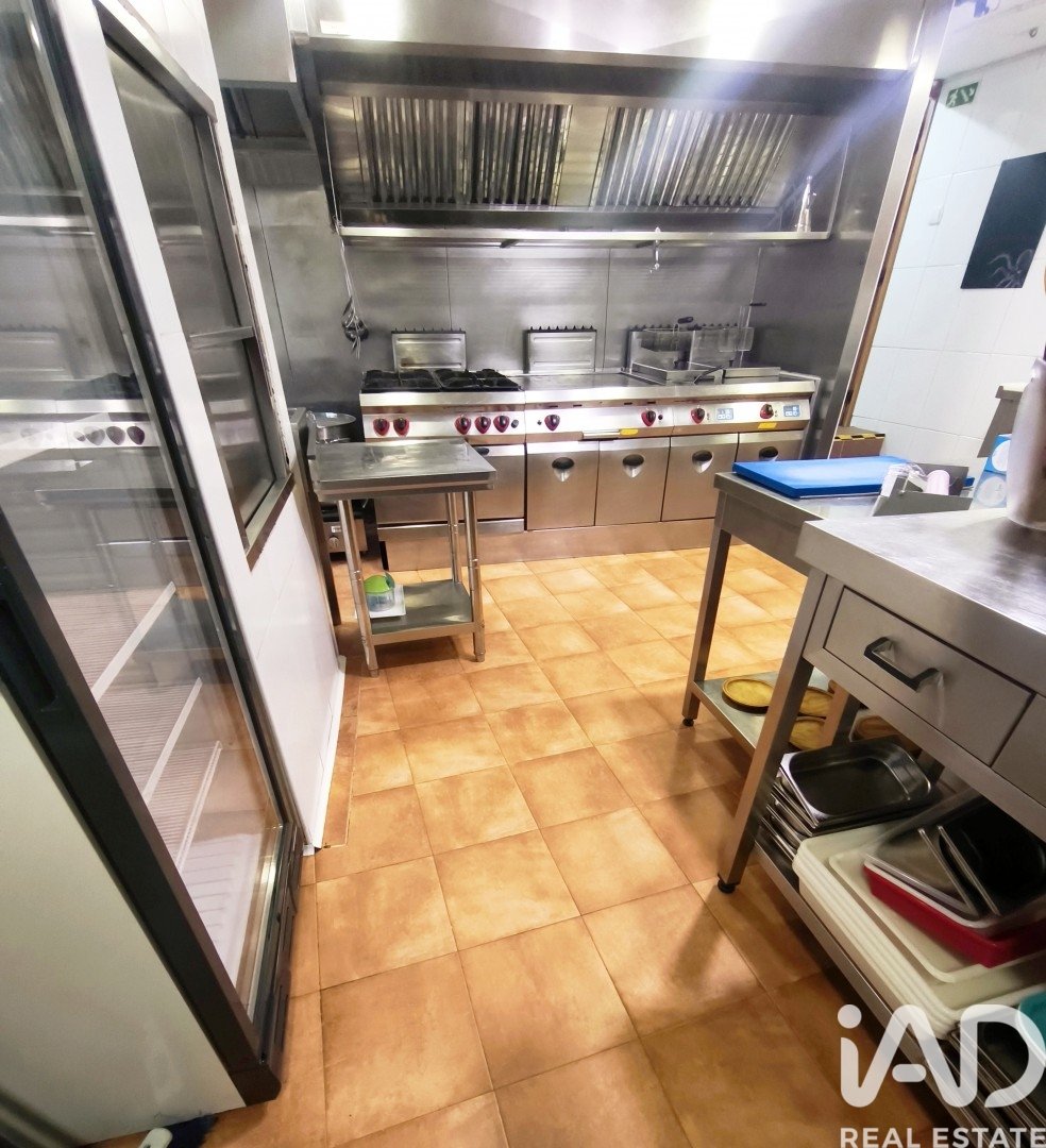 Кафе / ресторан в Леон, Испания 5 спален, 280м2 №172400