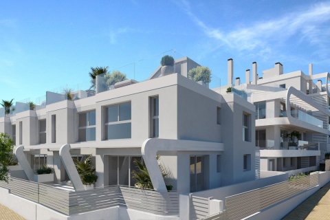 Radhus i Estepona, Malaga, Spanien 4 sovrum, 210 kvm. Nr. 169680
