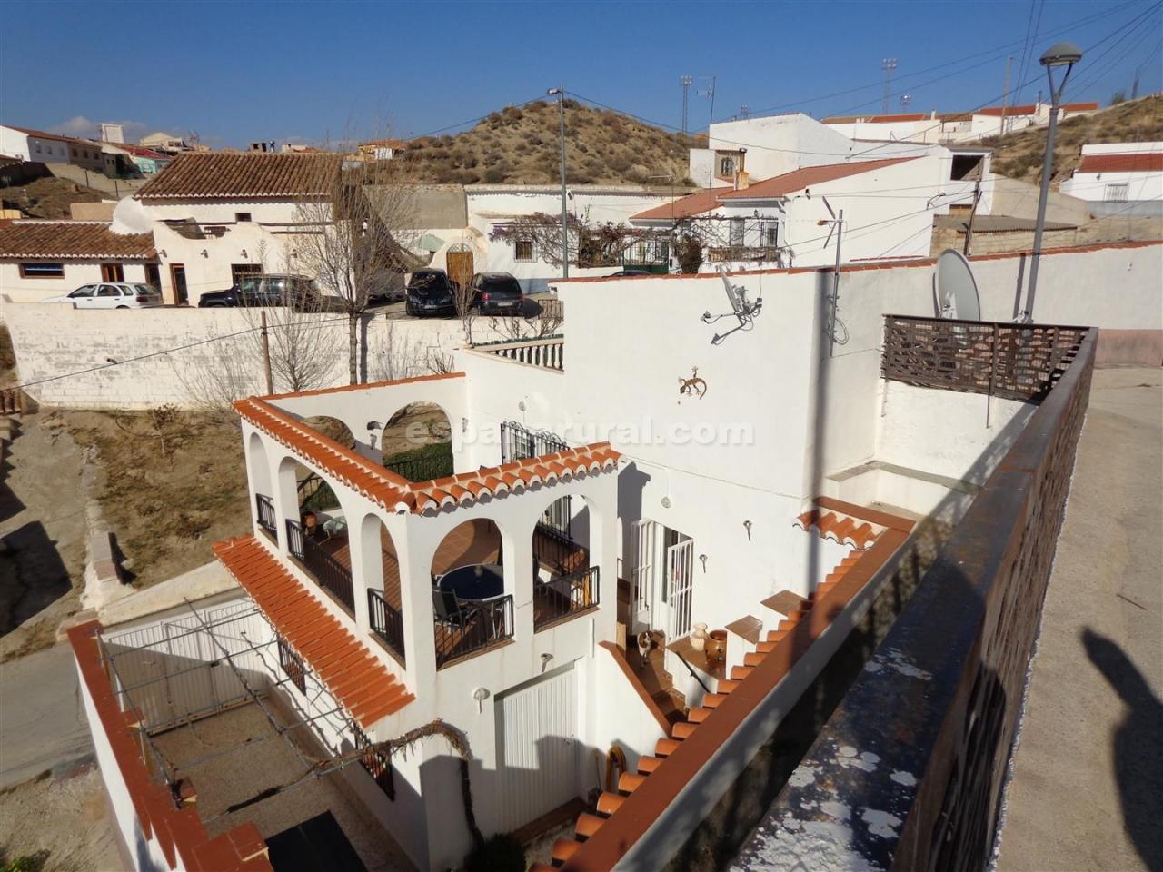 Townhouse in Caniles, Granada, Spain 4 bedrooms, 178 sq.m. No. 78046
