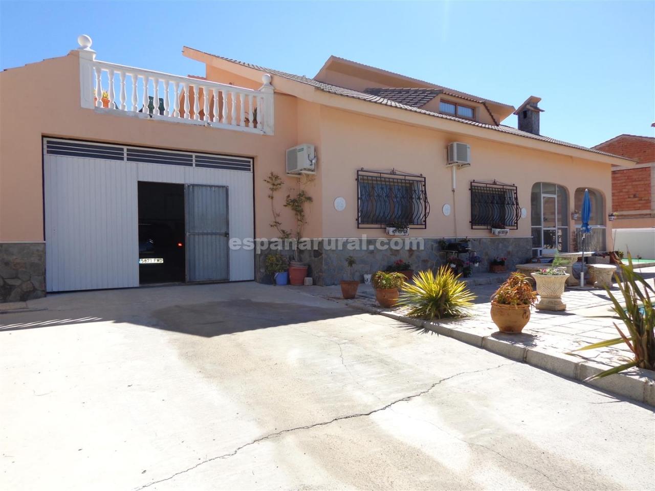 House in El Hijate, Almeria, Spain 5 bedrooms, 220 sq.m. No. 78045