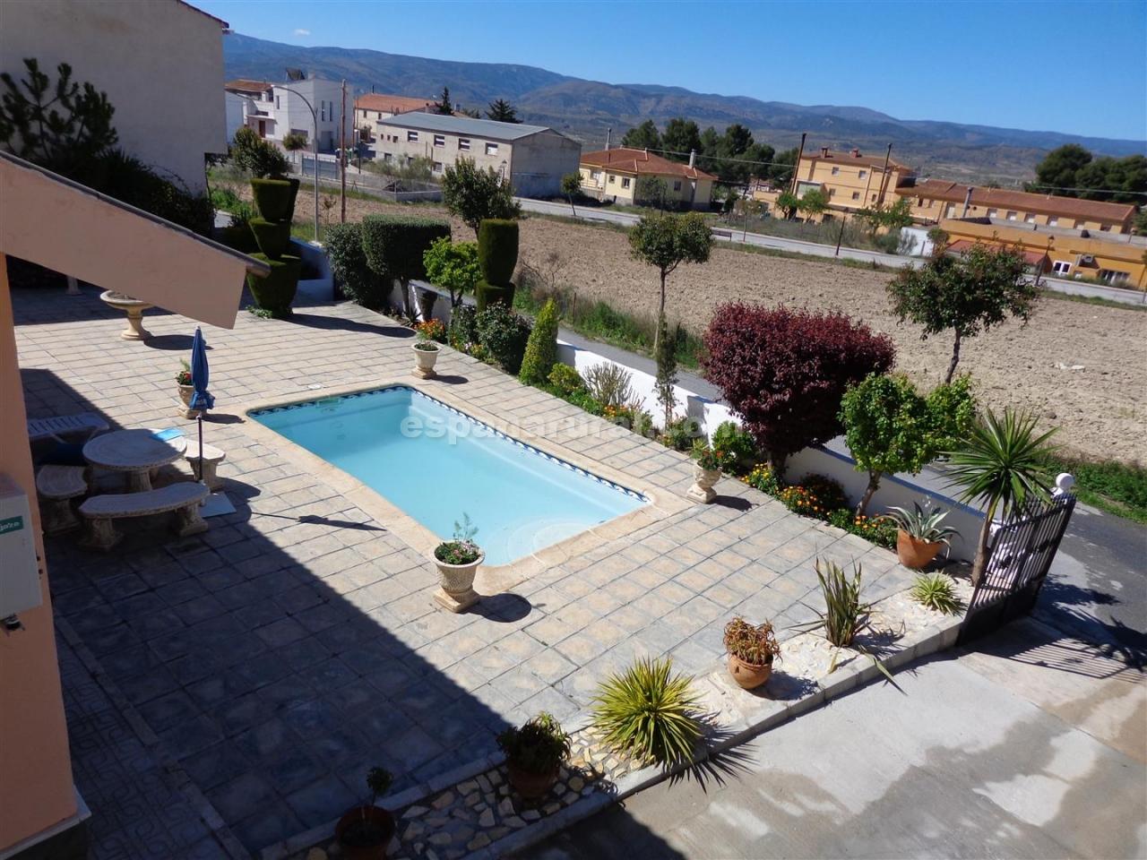 House in El Hijate, Almeria, Spain 5 bedrooms, 220 sq.m. No. 78045