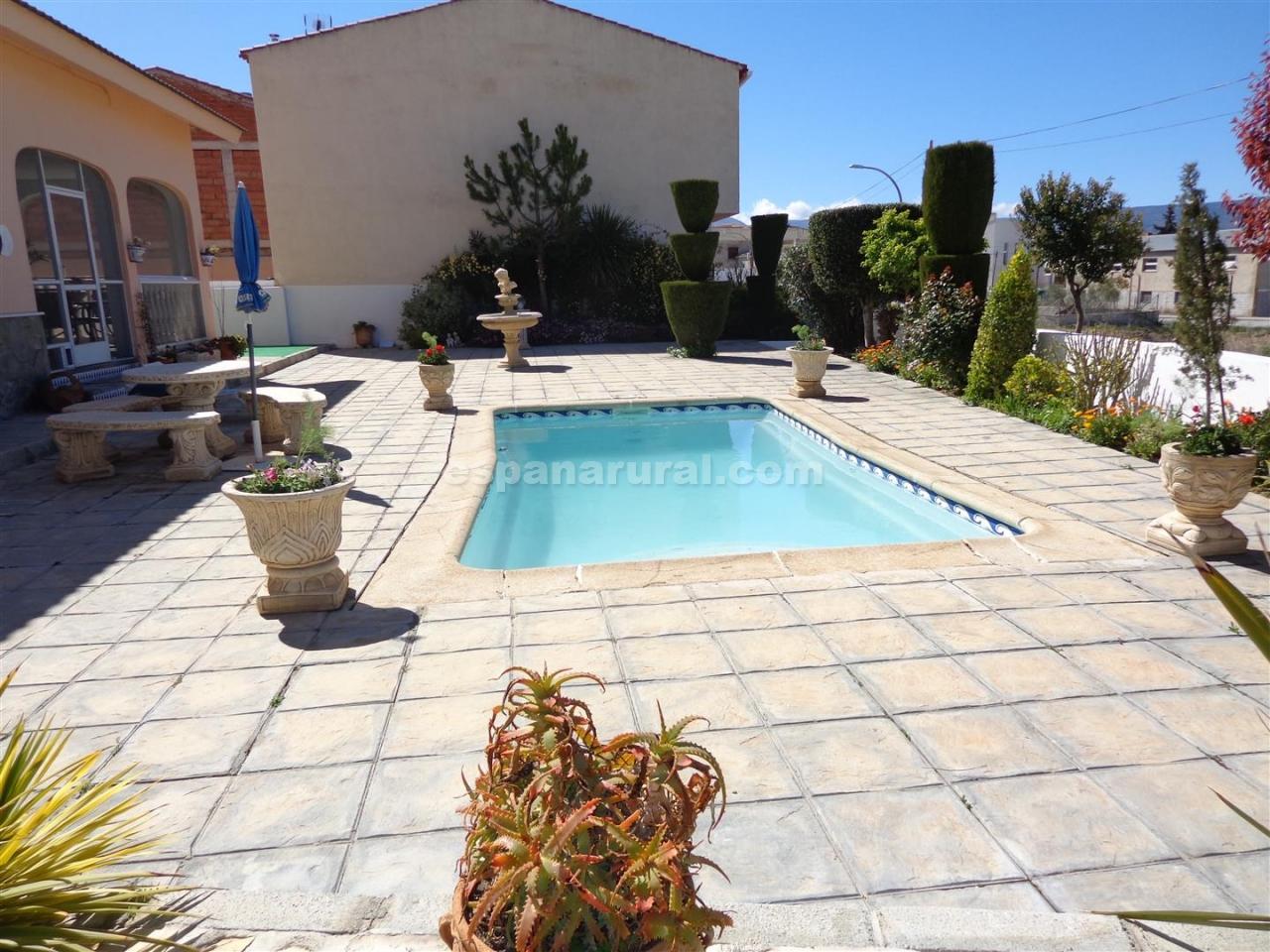House in El Hijate, Almeria, Spain 5 bedrooms, 220 sq.m. No. 78045