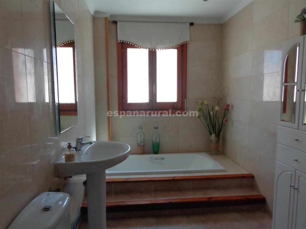 House in El Hijate, Almeria, Spain 5 bedrooms, 220 sq.m. No. 78045