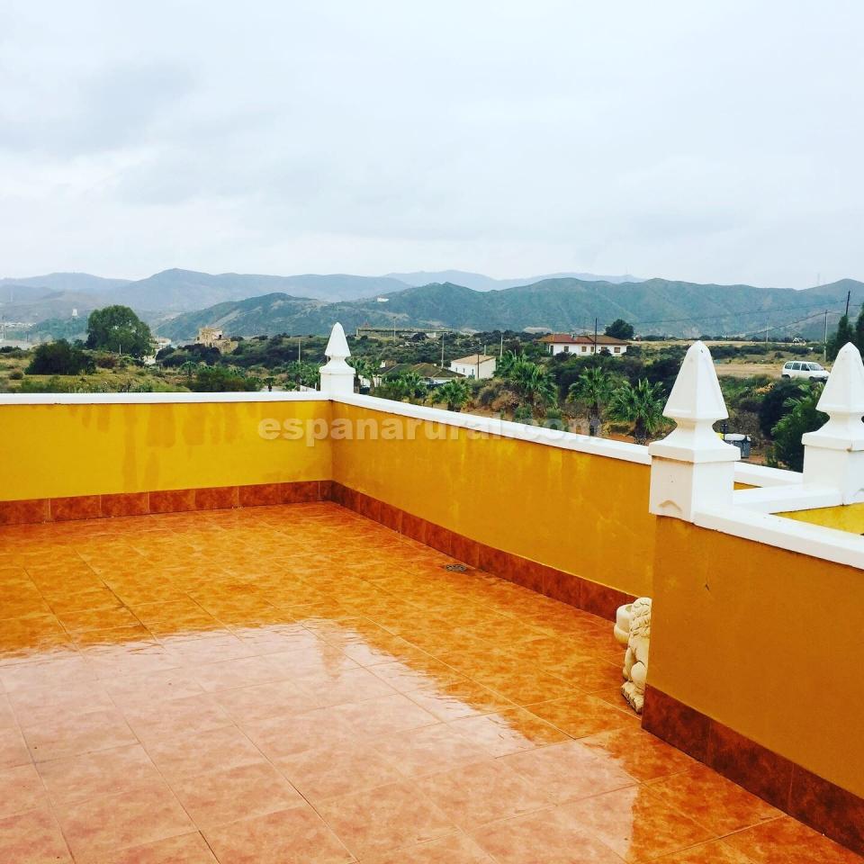 Villa i La Alfoquia, Almeria, Spanien 7 sovrum, 500 kvm. Nr. 78048