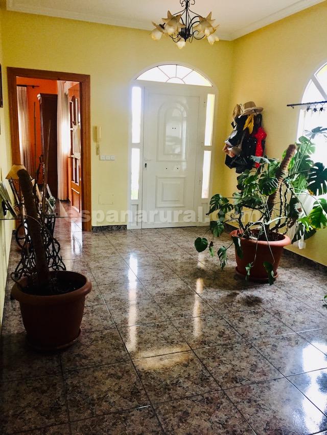 Villa i La Alfoquia, Almeria, Spanien 7 sovrum, 500 kvm. Nr. 78048