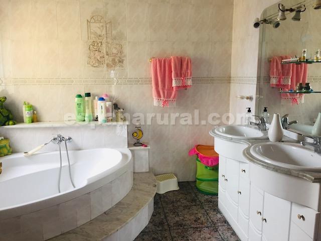 Villa i La Alfoquia, Almeria, Spanien 7 sovrum, 500 kvm. Nr. 78048