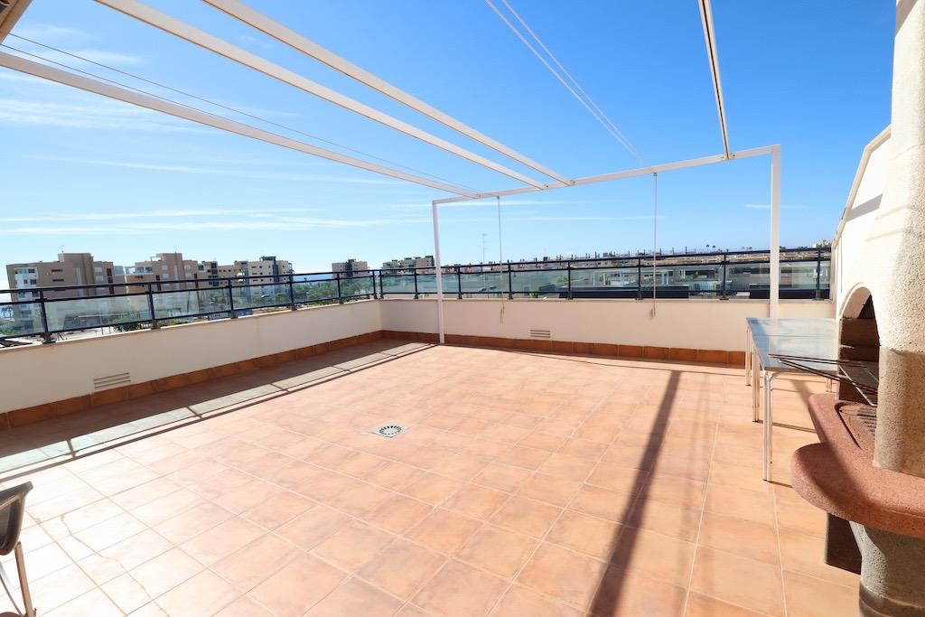 Apartamento en Mil Palmeras, Alicante, España 2 dormitorios, 87 m2 No. 189370