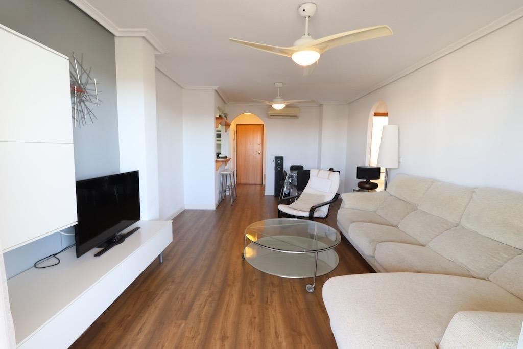 Apartamento en Mil Palmeras, Alicante, España 2 dormitorios, 87 m2 No. 189370