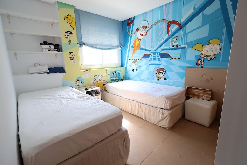 Apartamento en Mil Palmeras, Alicante, España 3 dormitorios, 119 m2 No. 189371