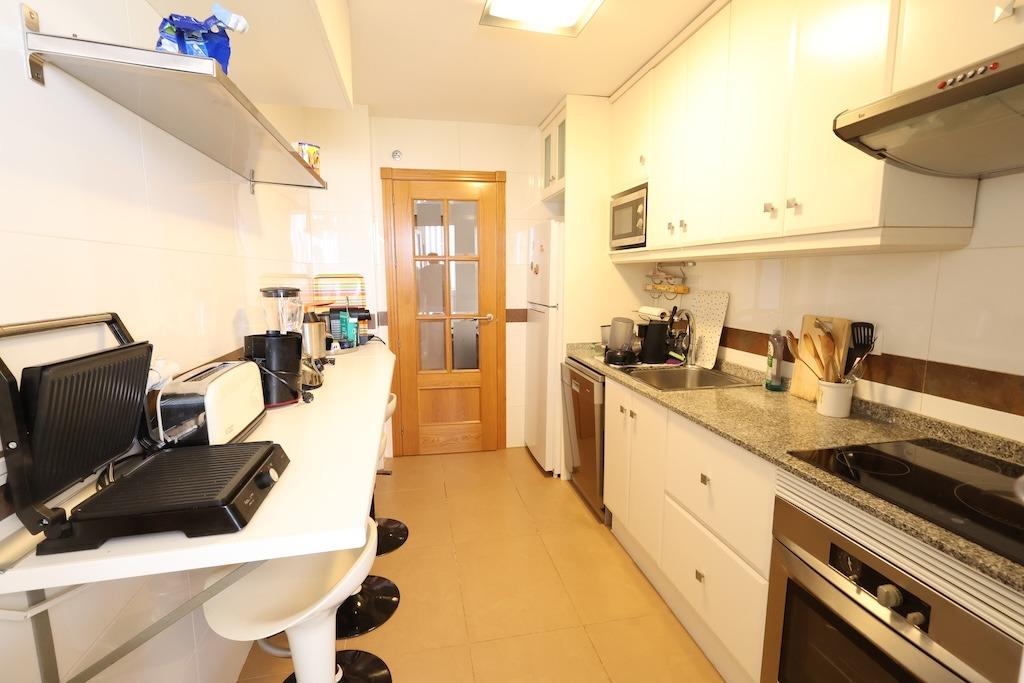 Apartamento en Mil Palmeras, Alicante, España 3 dormitorios, 119 m2 No. 189371