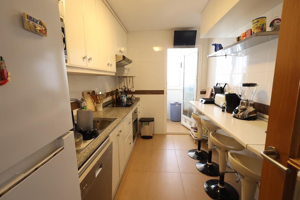 Apartamento en Mil Palmeras, Alicante, España 3 dormitorios, 119 m2 No. 189371