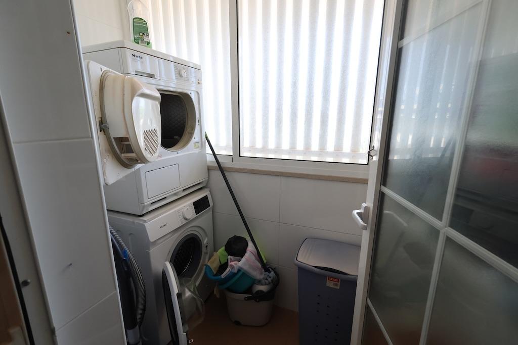 Apartamento en Mil Palmeras, Alicante, España 3 dormitorios, 119 m2 No. 189371
