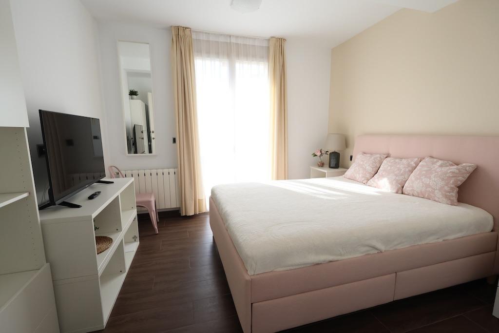 Villa in Cabo Roig, Alicante, Spain 4 bedrooms, 222 sq.m. No. 189372