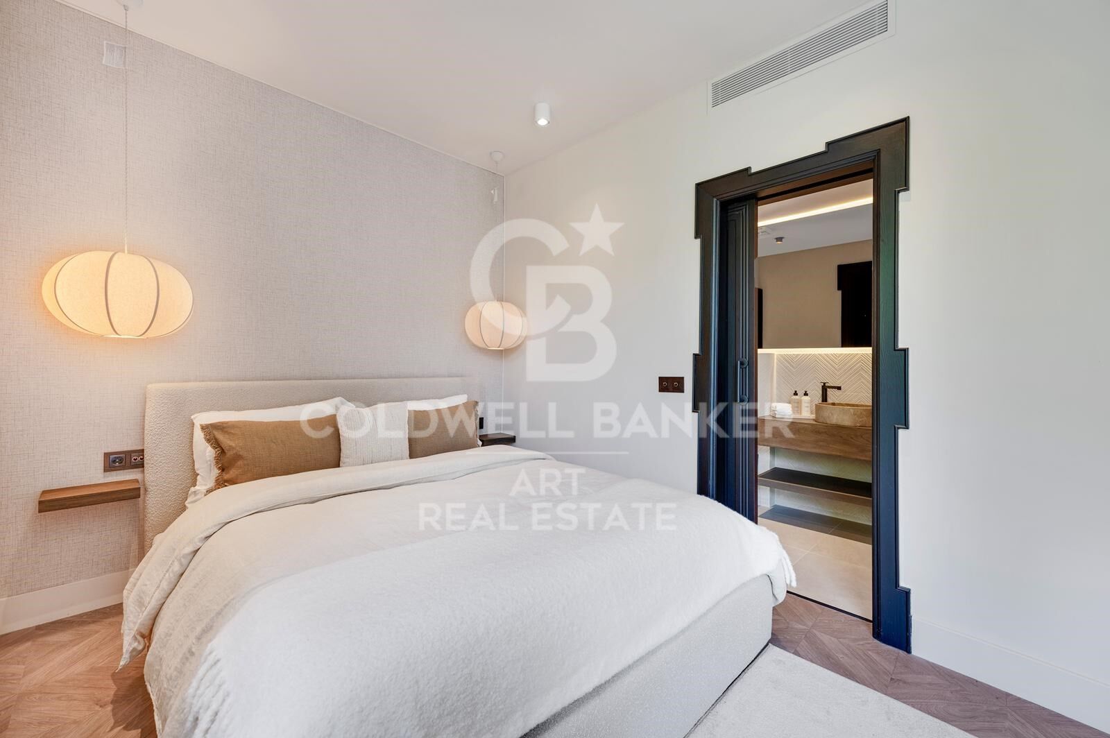 Villa en Marbella, Málaga, España 5 dormitorios, 327 m2 No. 158165