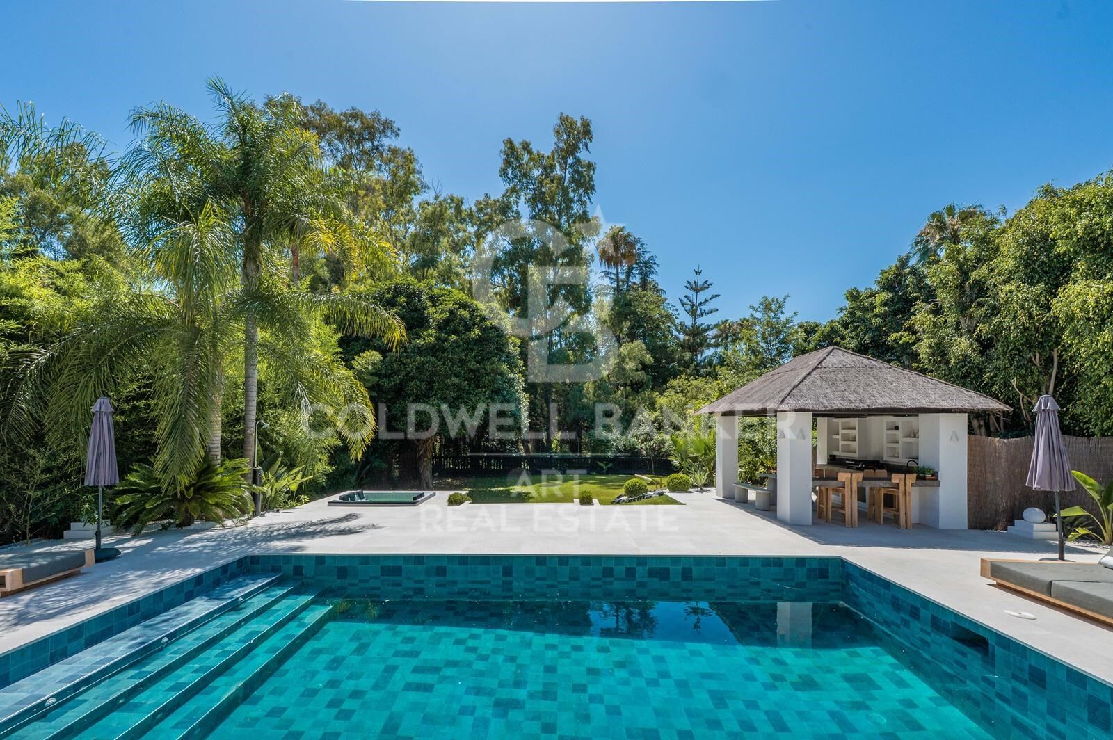 Villa en Marbella, Málaga, España 5 dormitorios, 327 m2 No. 158165