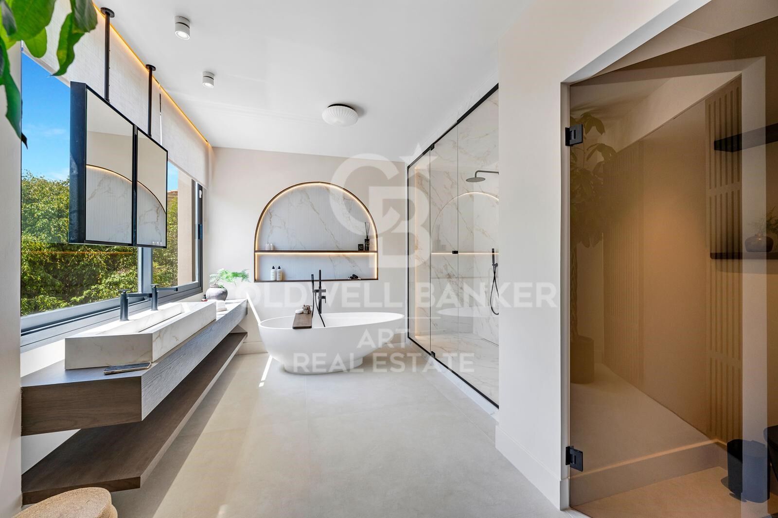 Villa en Marbella, Málaga, España 5 dormitorios, 327 m2 No. 158165