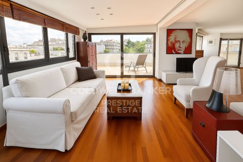 Penthouse à Barcelona, Espagne 2 chambres, 125 m2 No. 158166