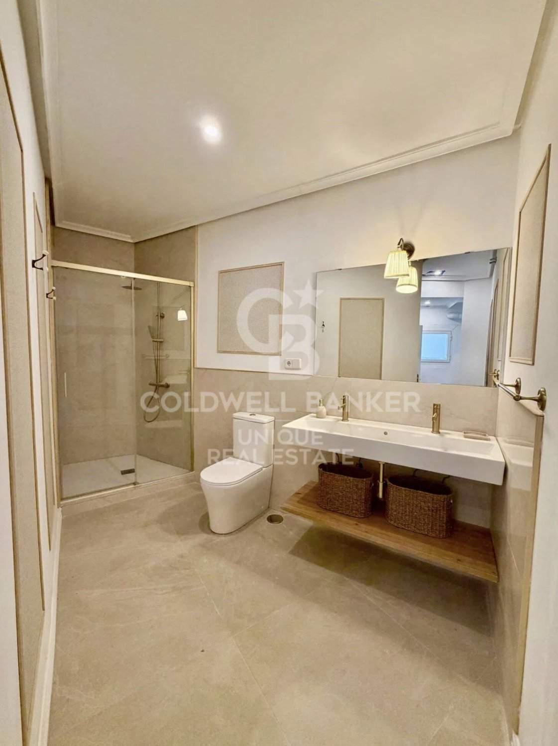 Apartamento en Madrid, España 3 dormitorios, 148 m2 No. 178808