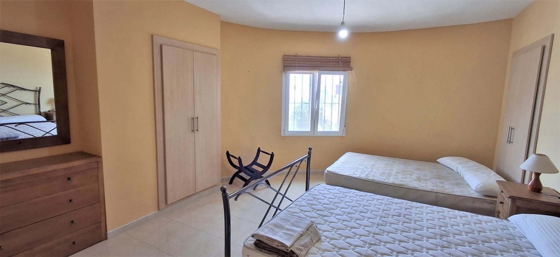 Villa à Calpe, Alicante, Espagne 3 chambres, 195 m2 No. 196316