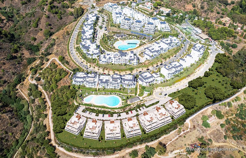 Appartamento a Estepona, Malaga, Spagna 4 camere da letto, 224 mq. N° 52971