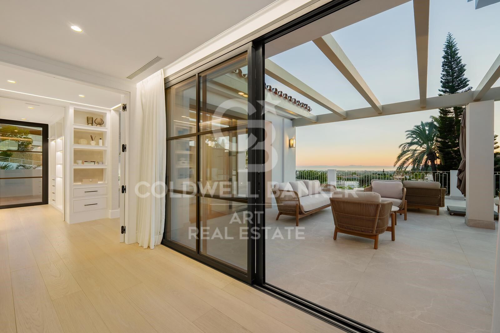 Villa in Benahavis, Malaga, Spain 5 bedrooms,  No. 157160