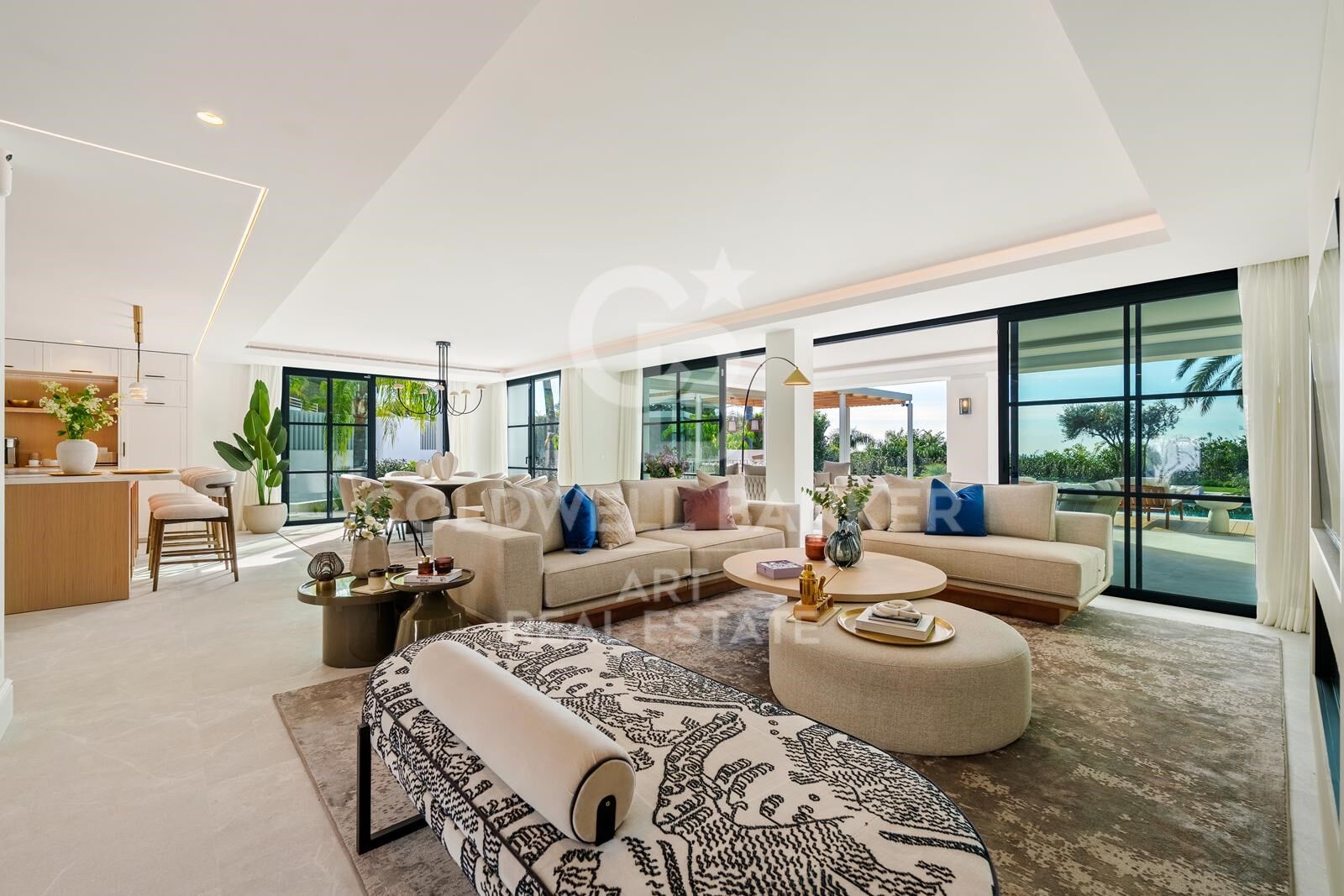 Villa in Benahavis, Malaga, Spain 5 bedrooms,  No. 157160