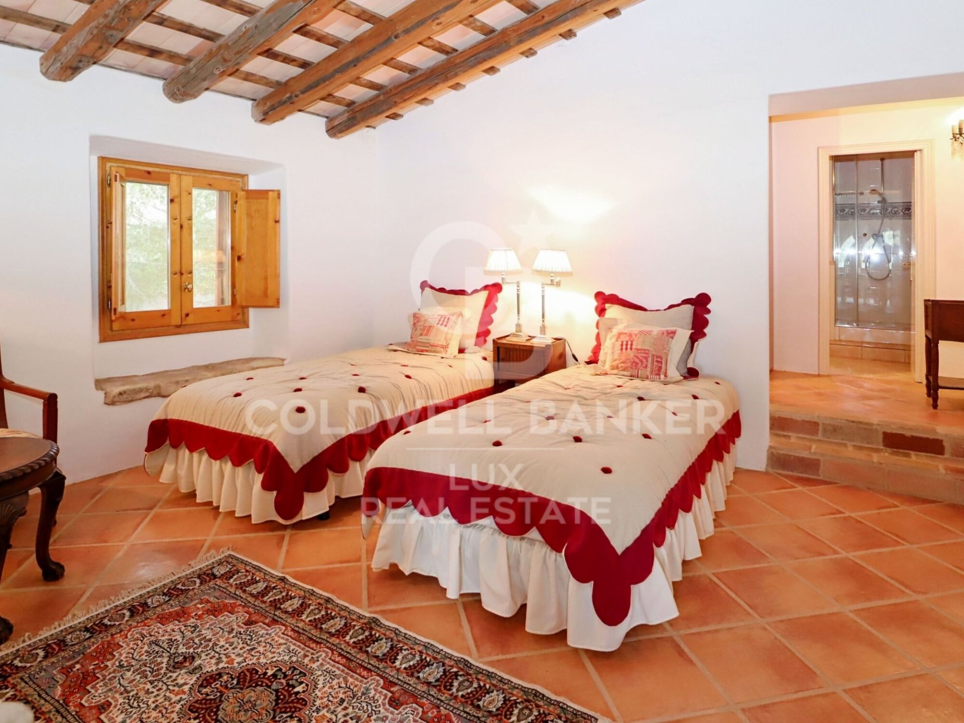 House in Girona, Spain 6 bedrooms, 876 sq.m. No. 160163