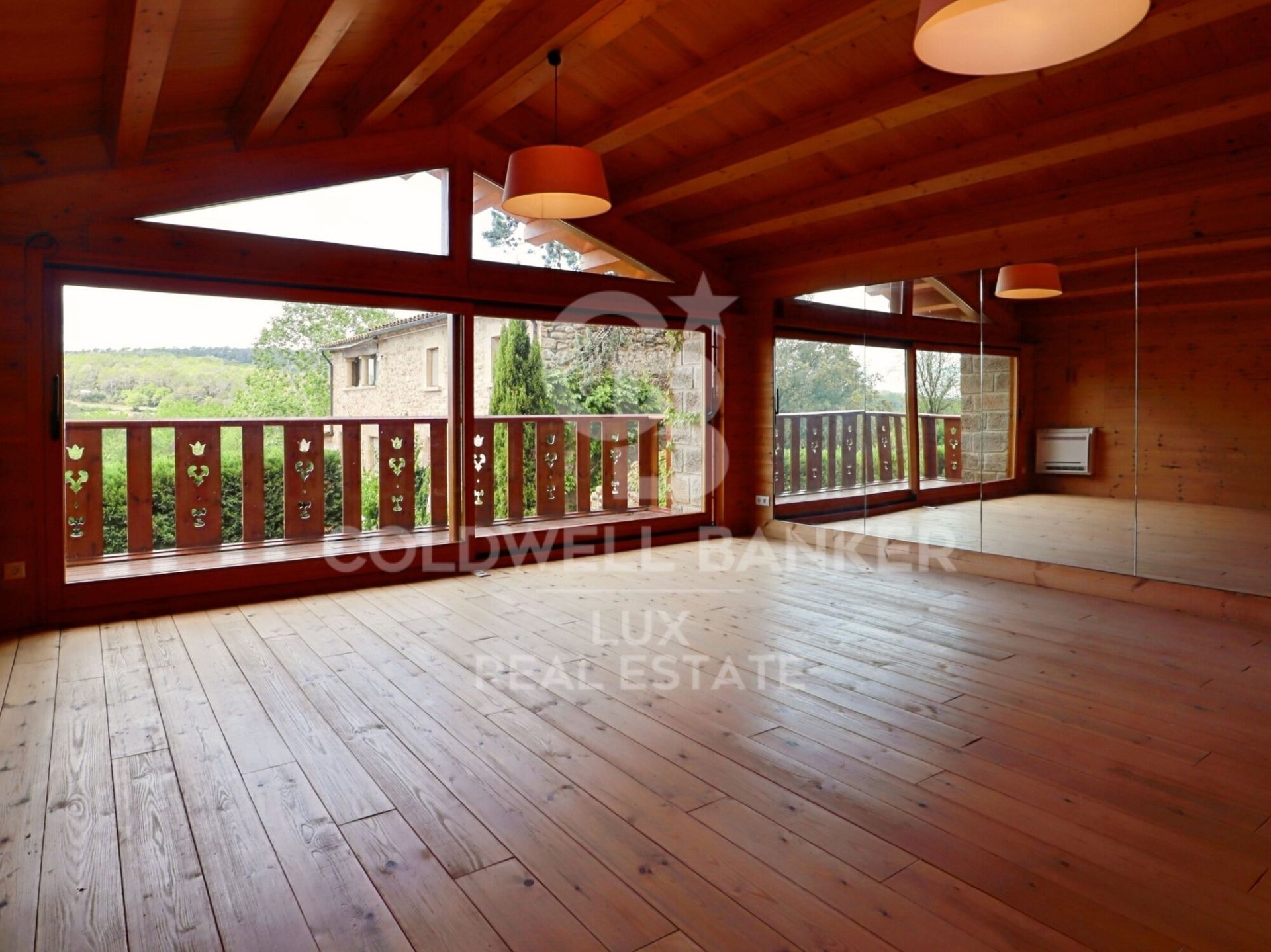 House in Girona, Spain 6 bedrooms, 876 sq.m. No. 160163