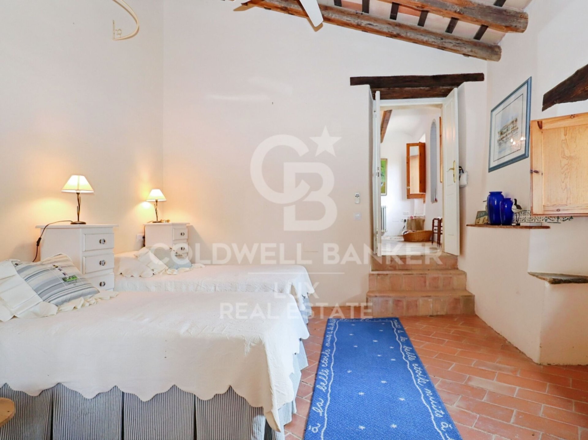 House in Girona, Spain 6 bedrooms, 876 sq.m. No. 160163