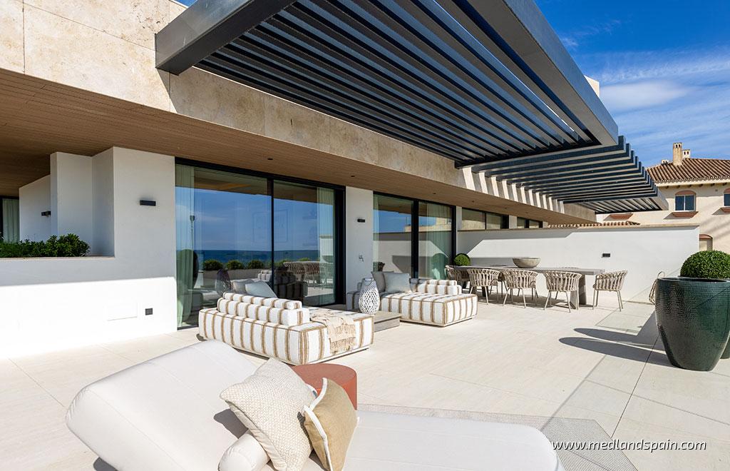 Apartamento en Estepona, Málaga, España 4 dormitorios, 270.3 m2 No. 105013