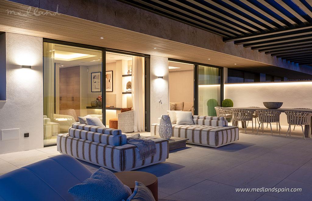 Appartamento a Estepona, Malaga, Spagna 2 camere da letto, 114.57 mq. N° 105014