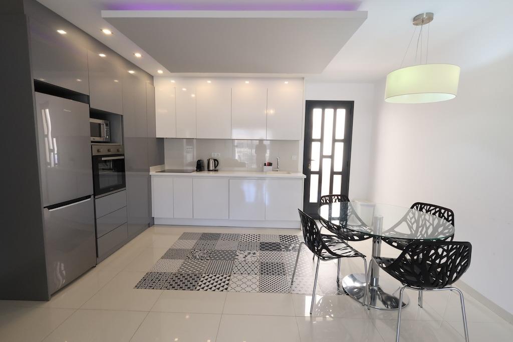 Huoneisto Pilar de la Horadada, Alicante, Espanja 2 makuuhuonetta, 67 m2 No. 181865