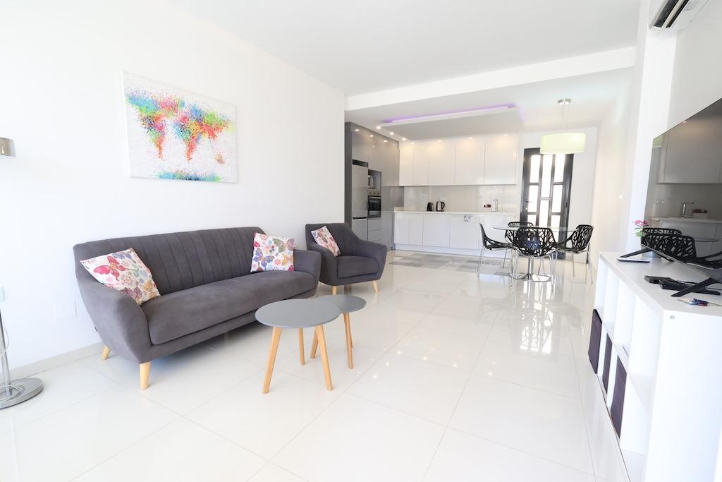Huoneisto Pilar de la Horadada, Alicante, Espanja 2 makuuhuonetta, 67 m2 No. 181865