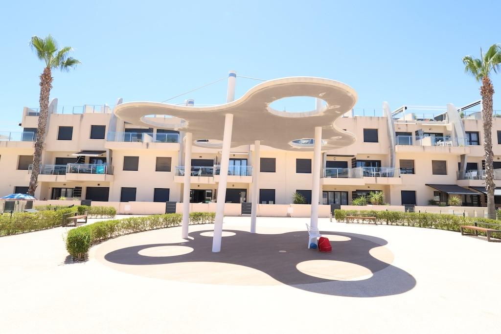 Huoneisto Pilar de la Horadada, Alicante, Espanja 2 makuuhuonetta, 67 m2 No. 181865