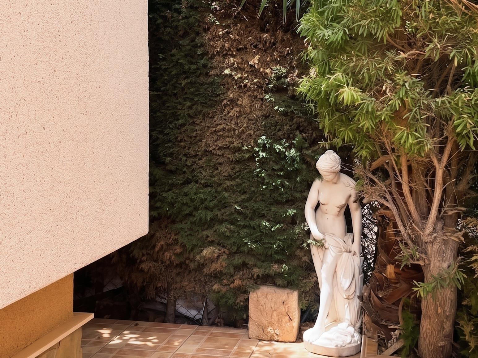 Villa à Torrevieja, Alicante, Espagne 3 chambres, 183 m2 No. 194500