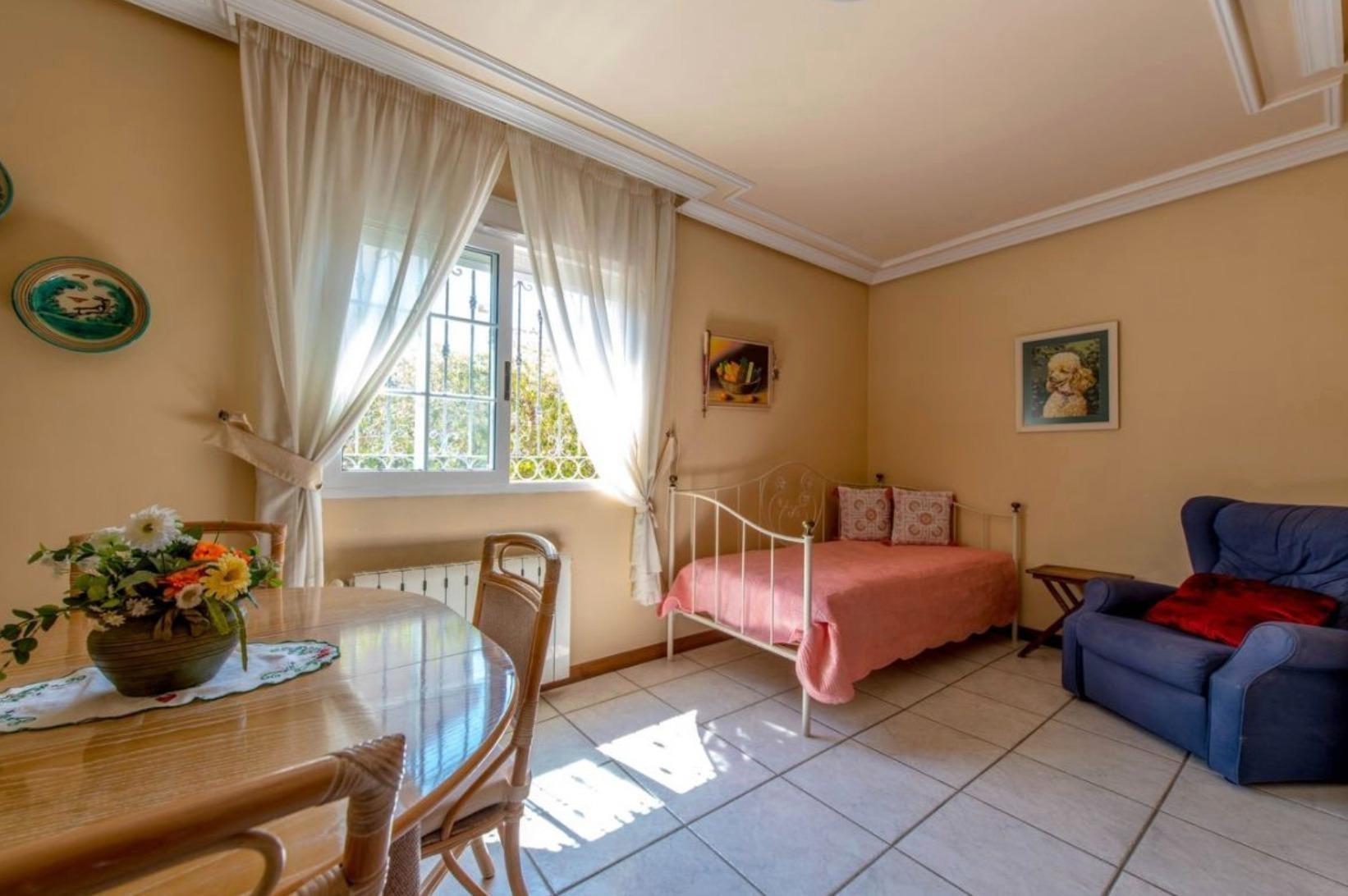 Dzīvoklis Torrevieja, Alicante, Spānijā 6 istabas, 392 m2 Nr. 194499