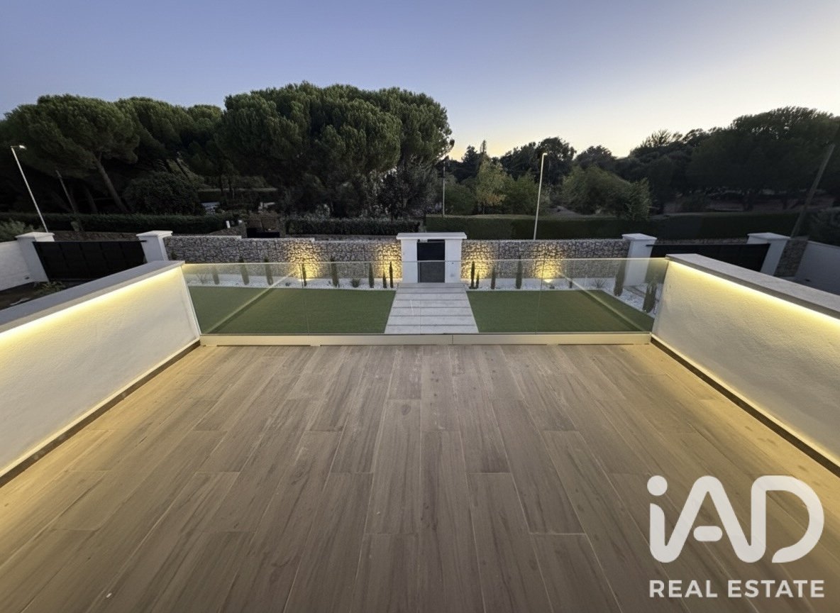 Сasa en Valdemorillo, Madrid, España 6 dormitorios, 586 m2 No. 187672