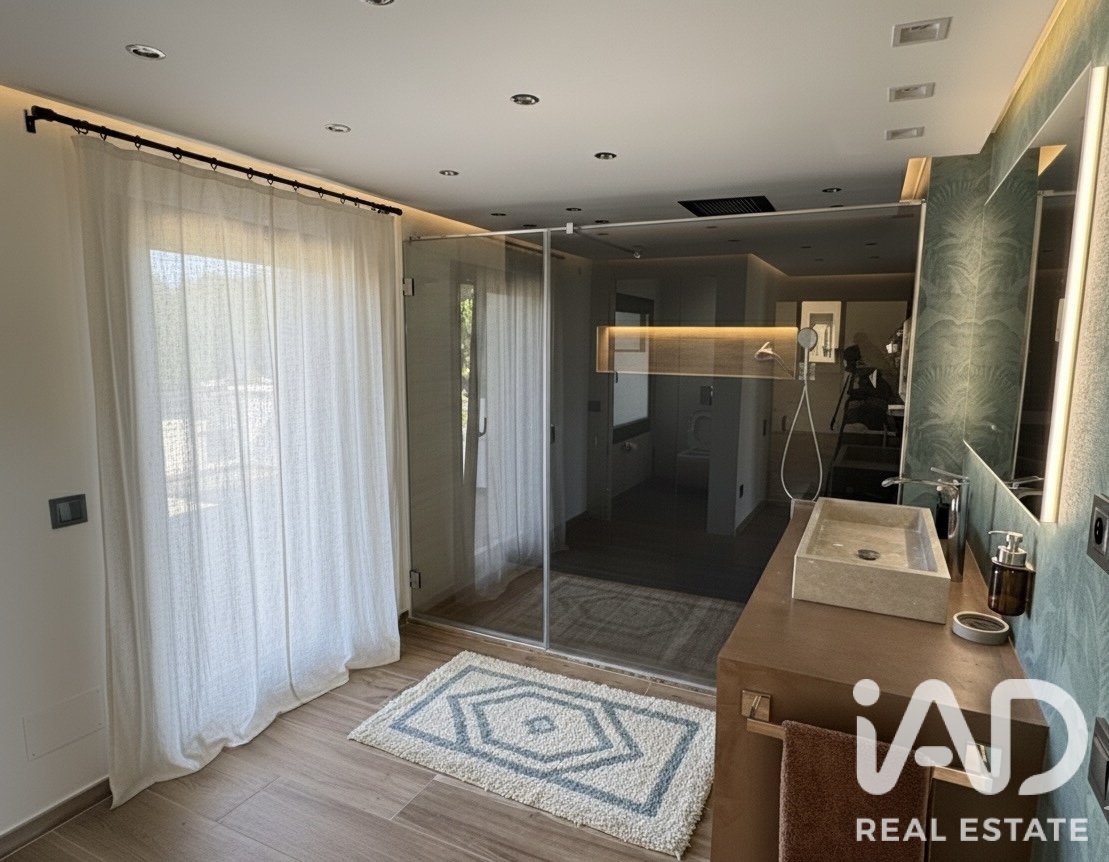 Сasa en Valdemorillo, Madrid, España 6 dormitorios, 586 m2 No. 187672