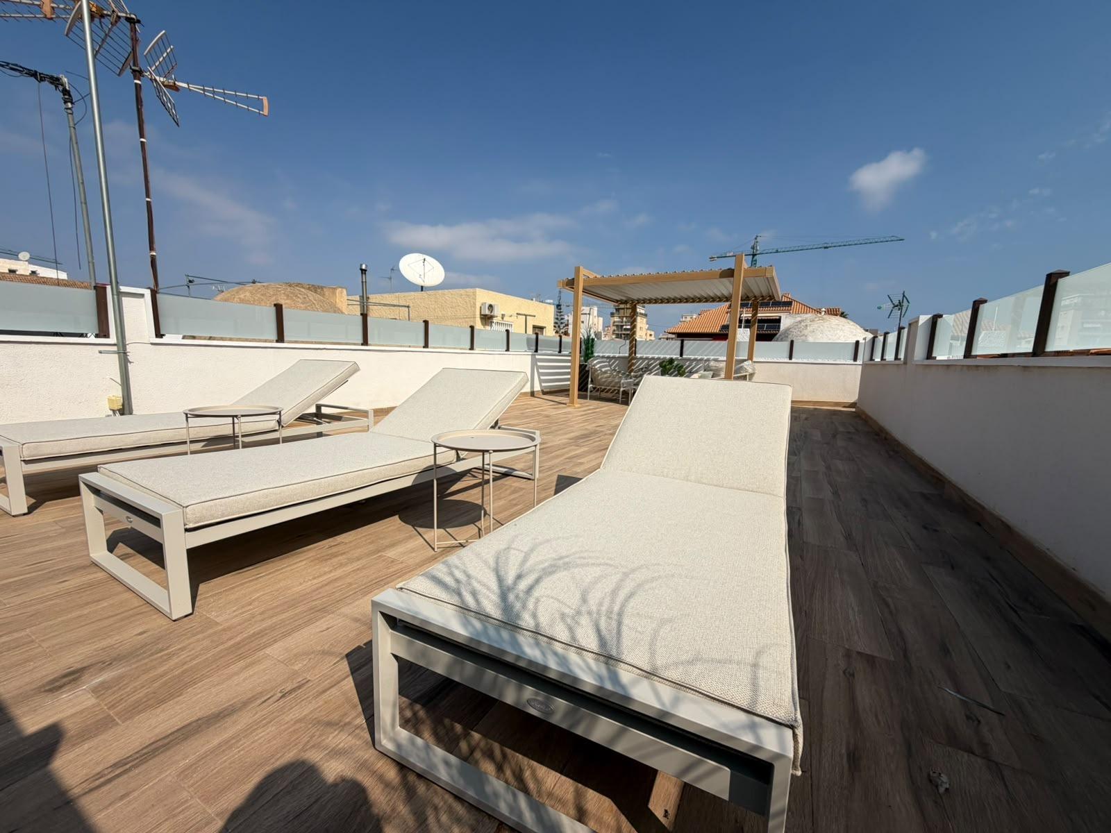 Kaupunkipientalo Torrevieja, Alicante, Espanja 2 makuuhuonetta, 80 m2 No. 196974