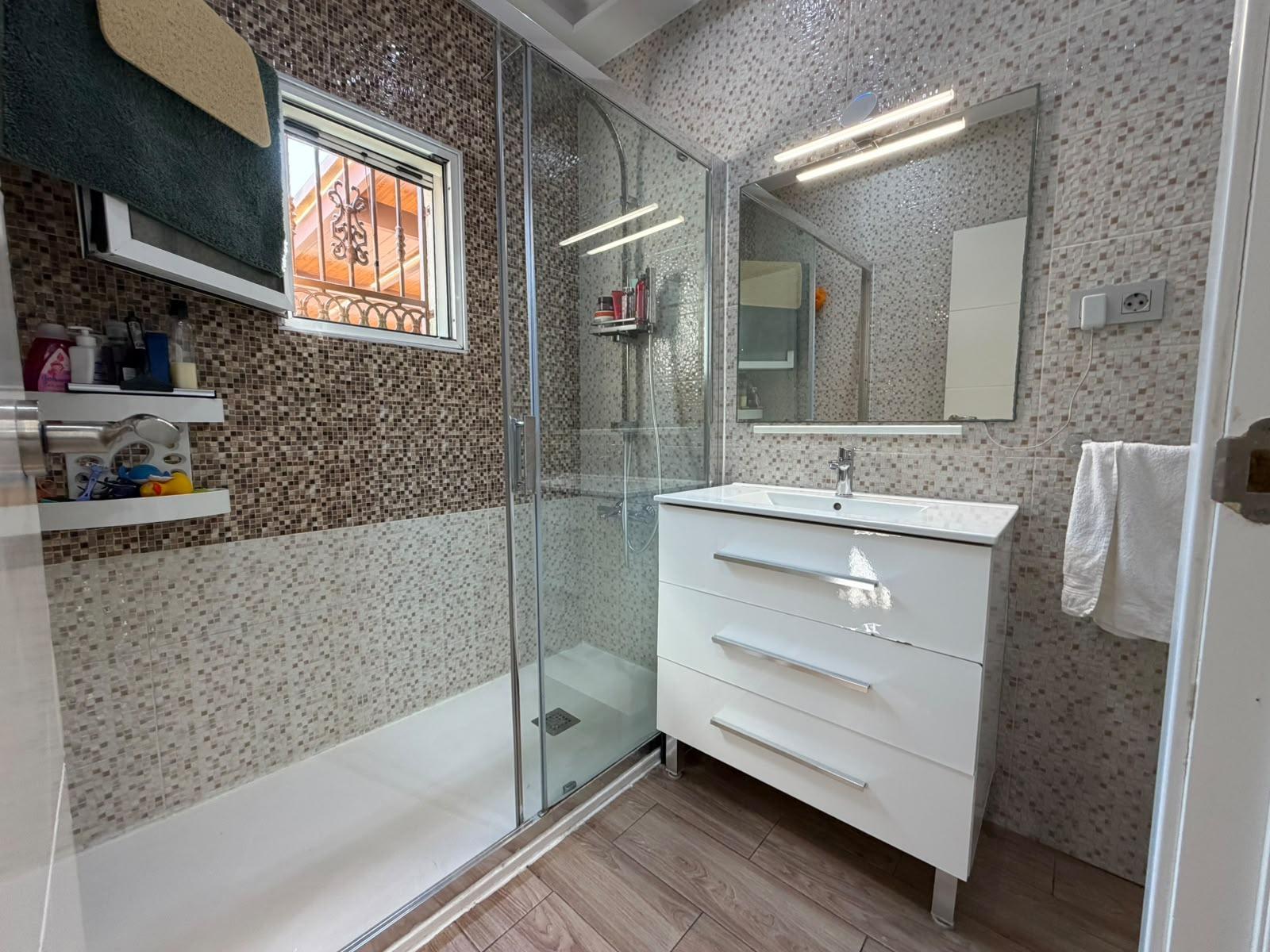Kaupunkipientalo Torrevieja, Alicante, Espanja 2 makuuhuonetta, 80 m2 No. 196974